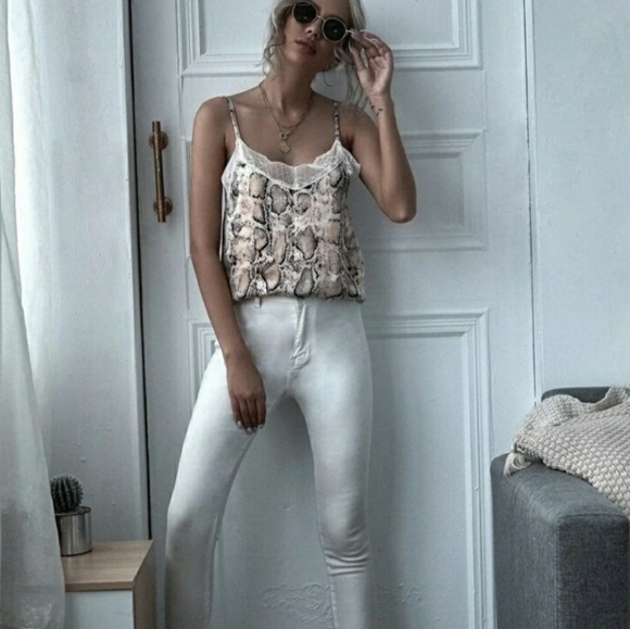 SNAKESKIN PRINT CAMI - Picture 5 of 5